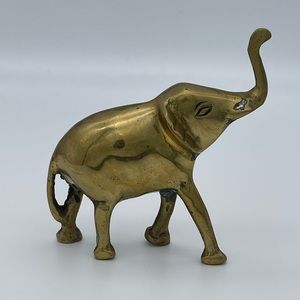Vintage brass elephant.  4inches tall